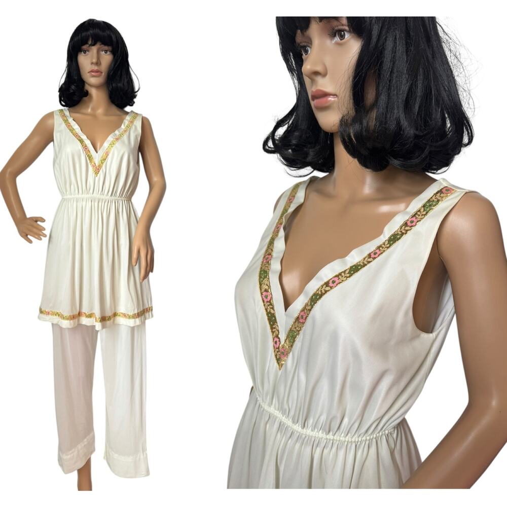 1970s Beeline USA Nylon Satin Pajama Set Cream Floral S